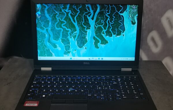 DELL Latitude E5570
