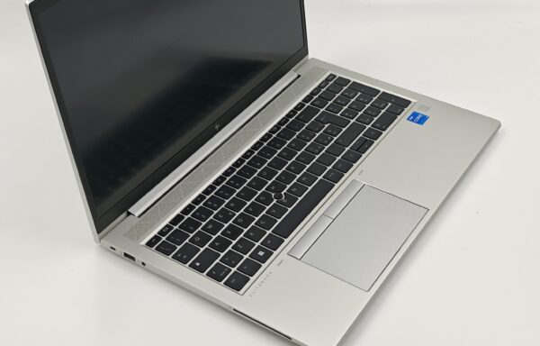 HP Elitebook 850 G8